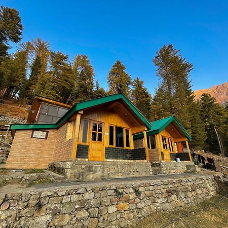 Hotel Singing Woods Kutla Kulu Exterior foto
