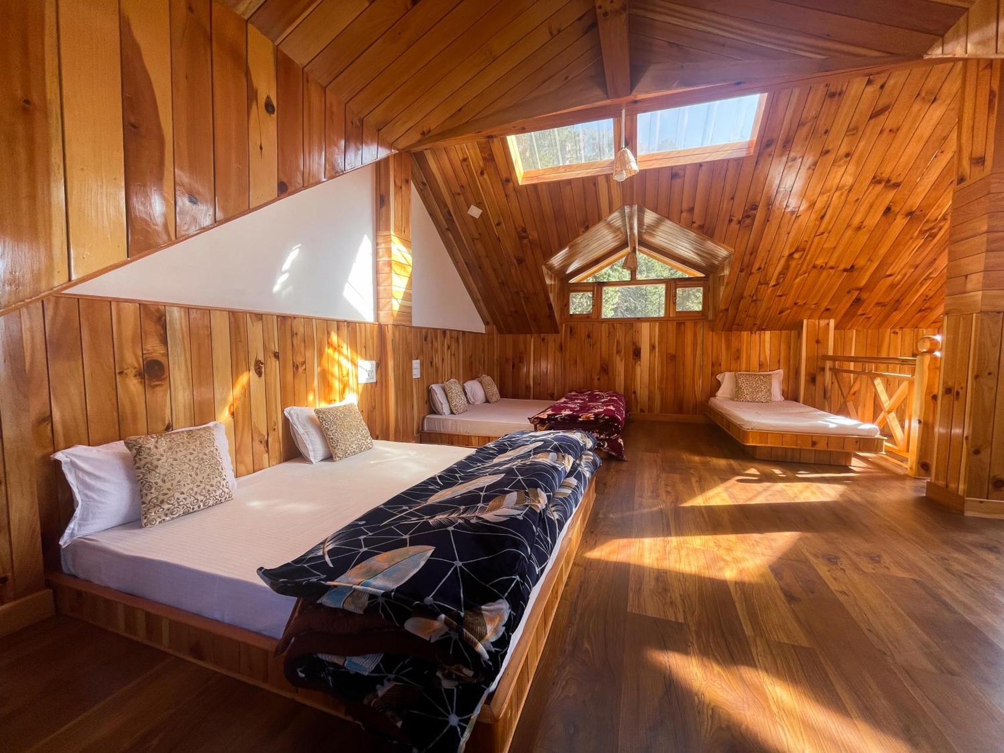 Hotel Singing Woods Kutla Kulu Exterior foto