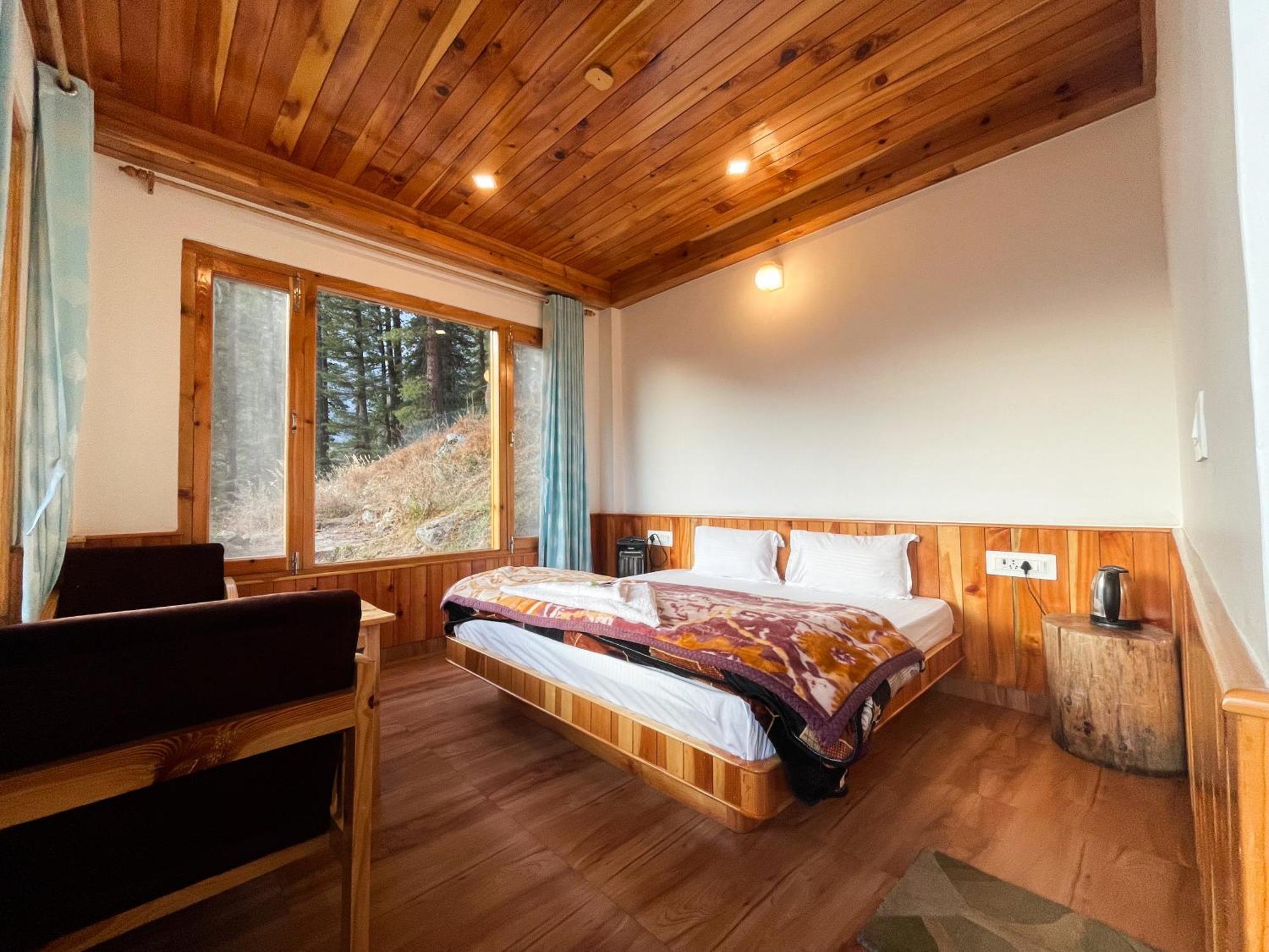 Hotel Singing Woods Kutla Kulu Exterior foto